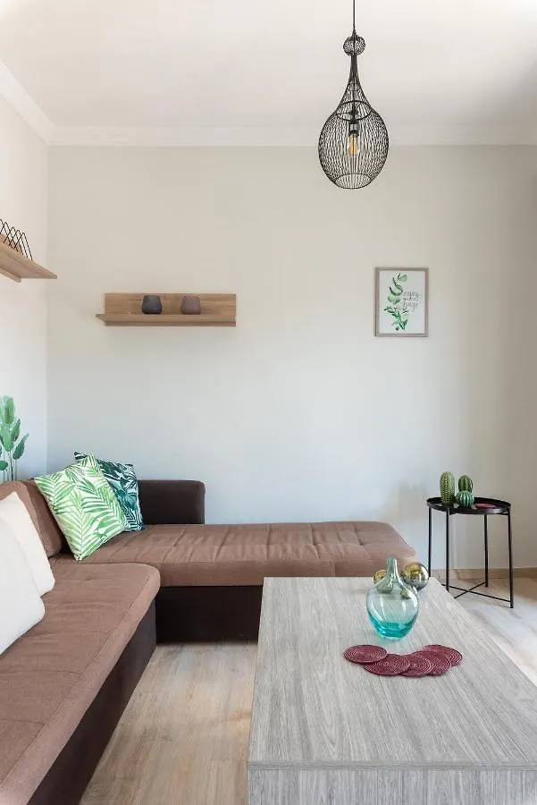Cozy Apartment Next To City Center Tessalónica