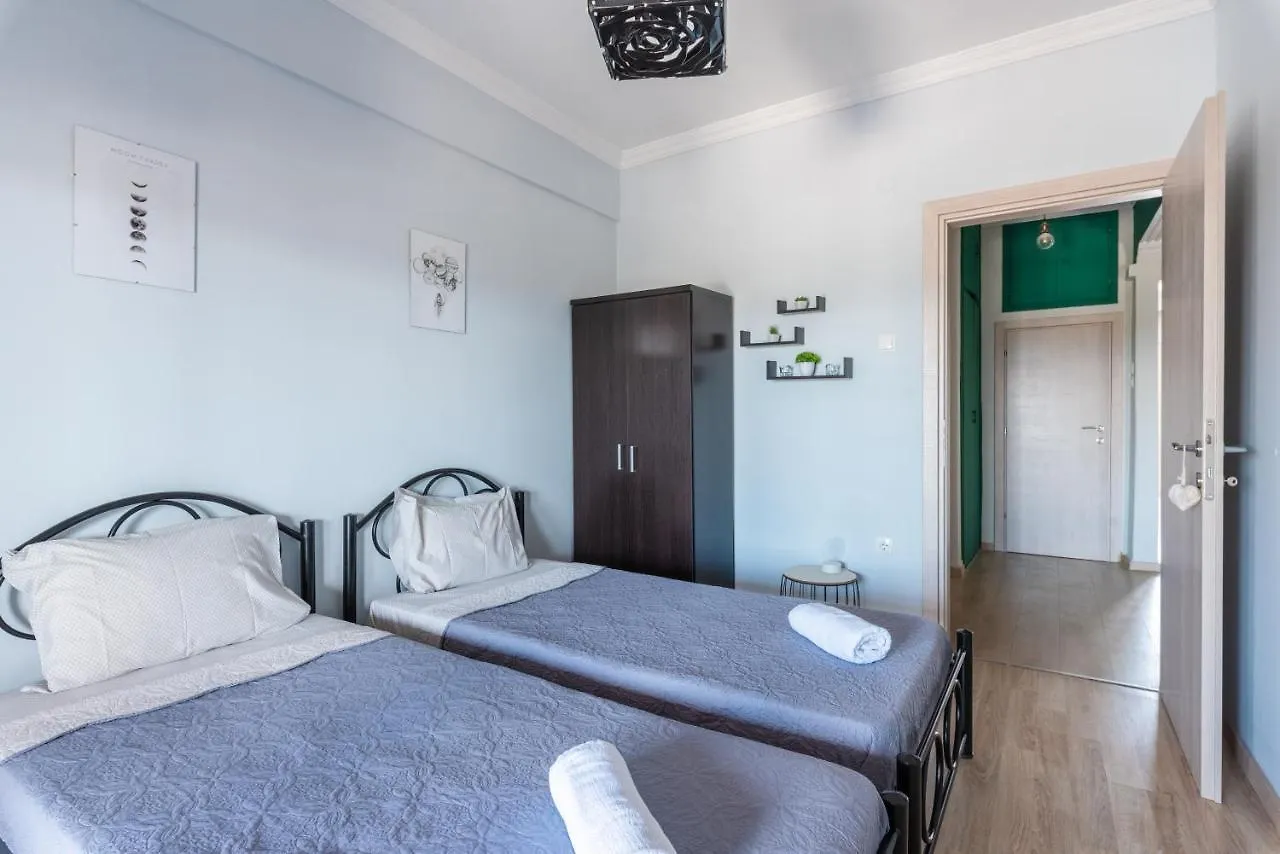 Cozy Apartment Next To City Center Tessalónica